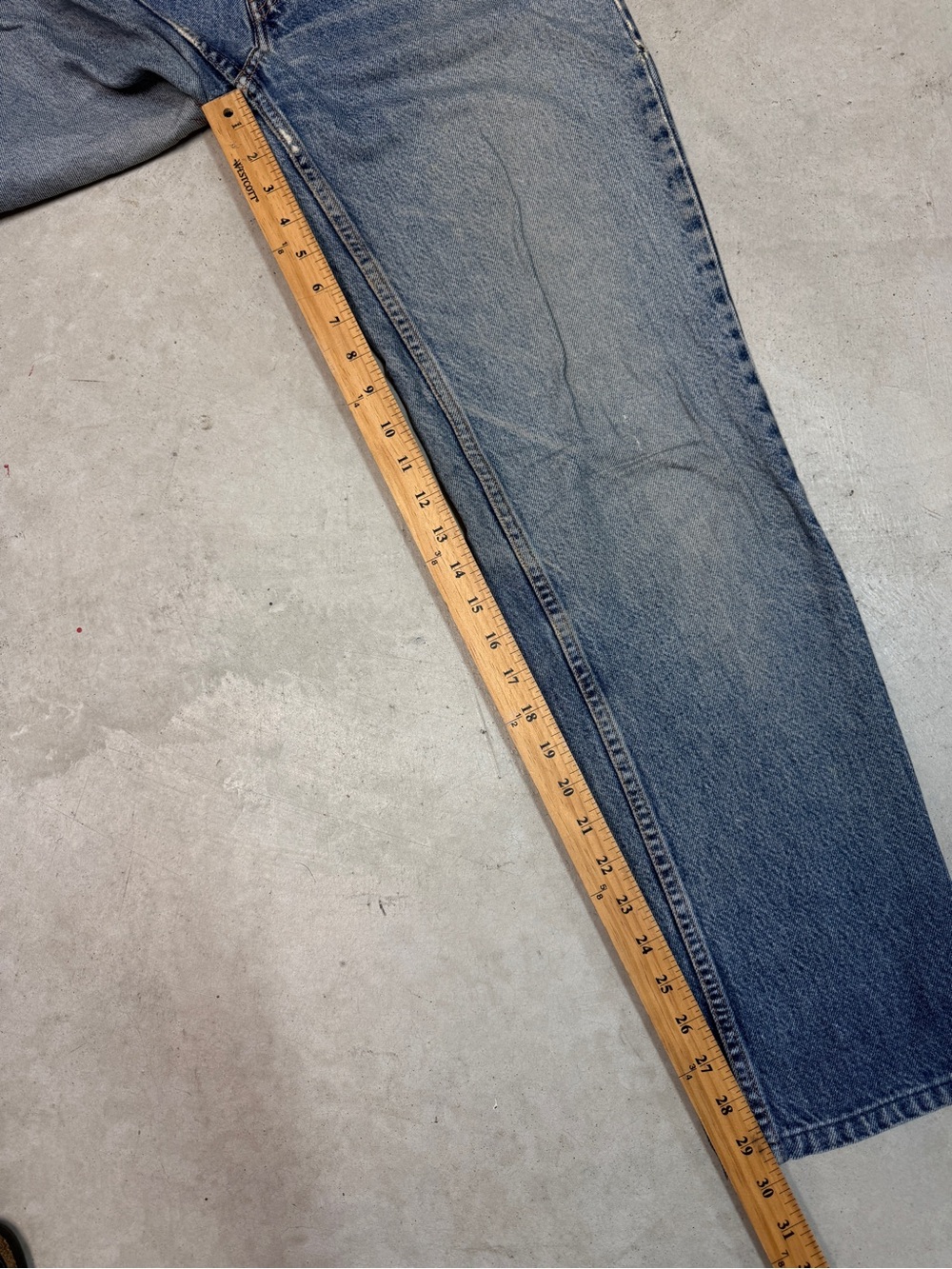 Levi's x Fixed by Fox | Light Wash High-Waisted Jeans - Picture 5 of 5
